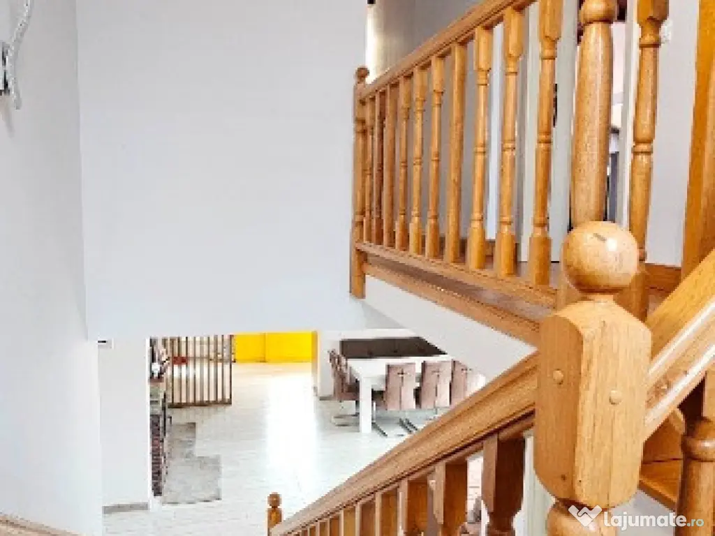 Proprietate de exceptie-Vila mobilata si utilata,anexa si teren,P.Nt. 