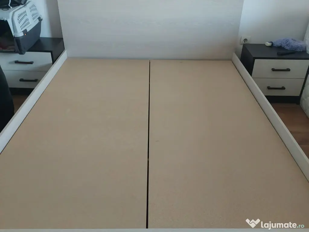 Cadru de pat, fără saltea 