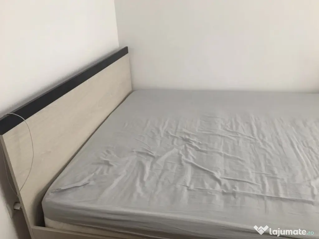 Cadru de pat, fără saltea 