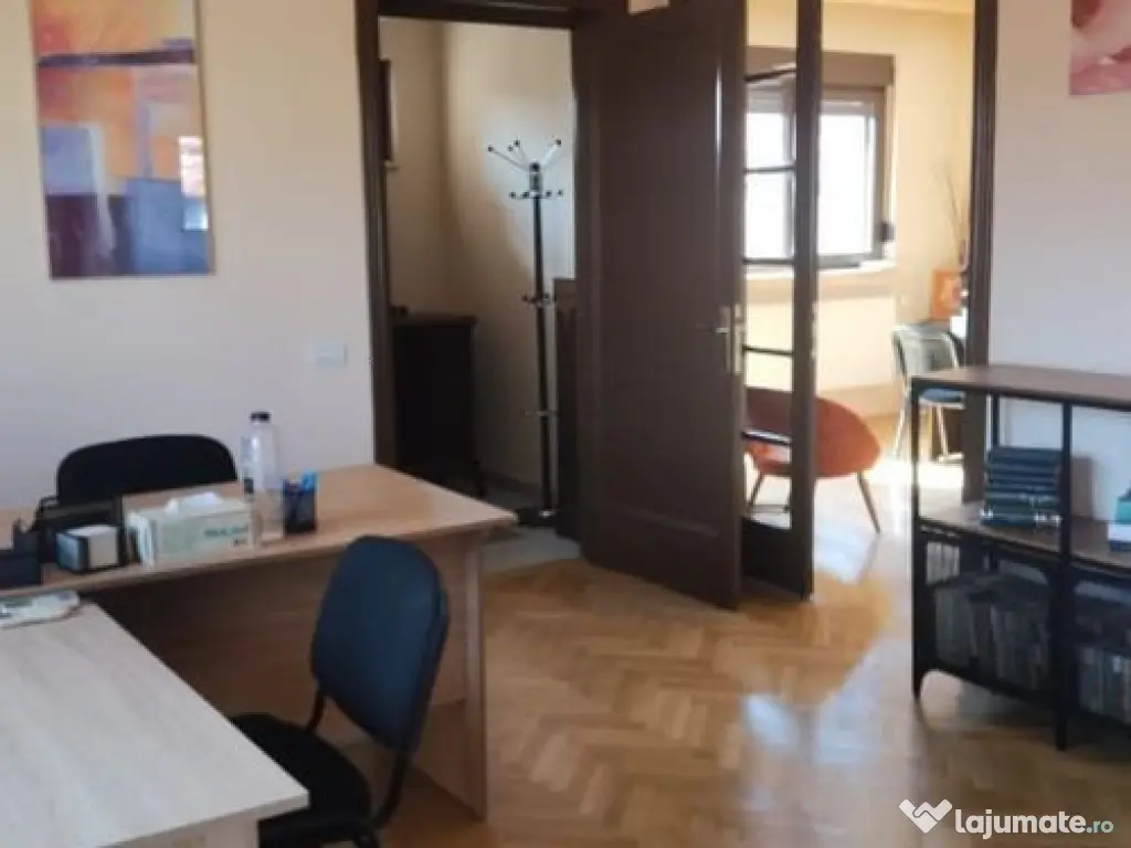 Cașin, Apartament 5 camere, renovat recent, vilă 