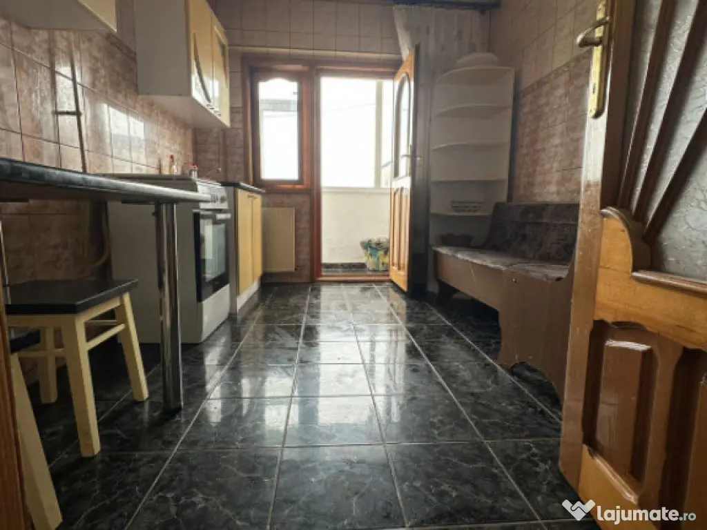 Apartament 2 camere decomandat, Radu Negru.