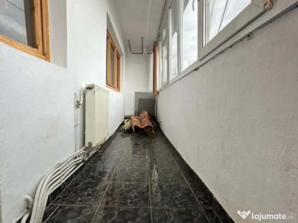 Apartament 2 camere decomandat, Radu Negru.