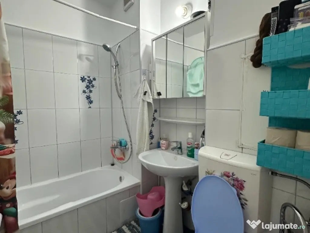 VIGAFON - Apartament 3 camere Democratiei 