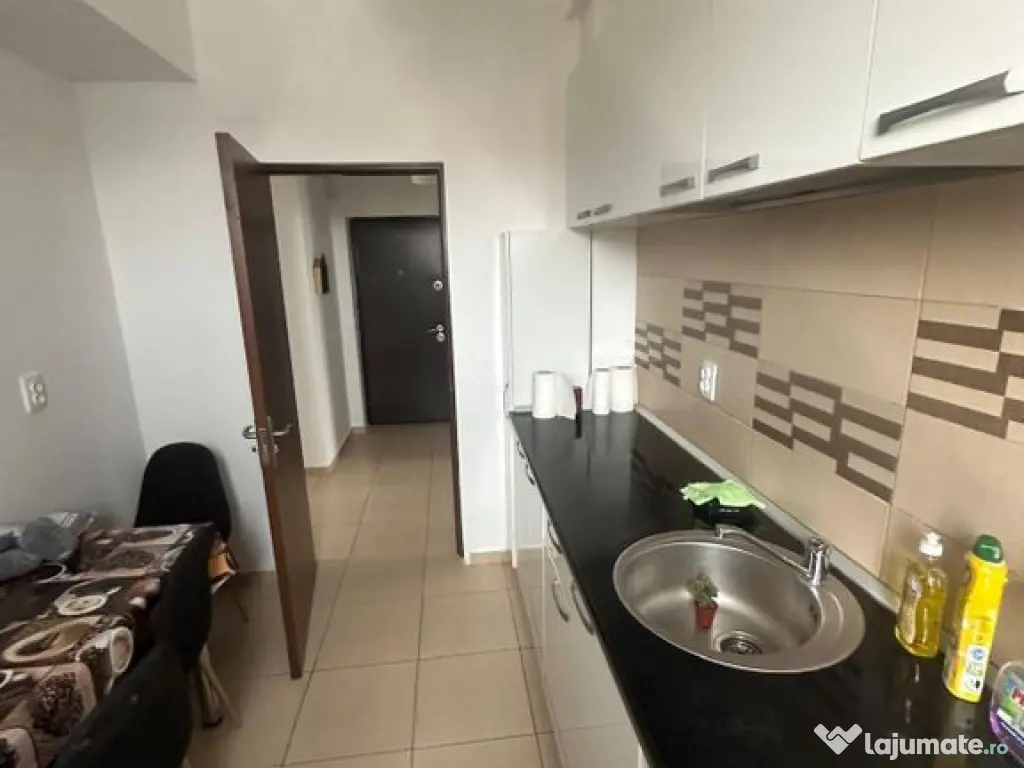 Apartament 3 Camere la 10 minute de statia de metrou Dimi... 