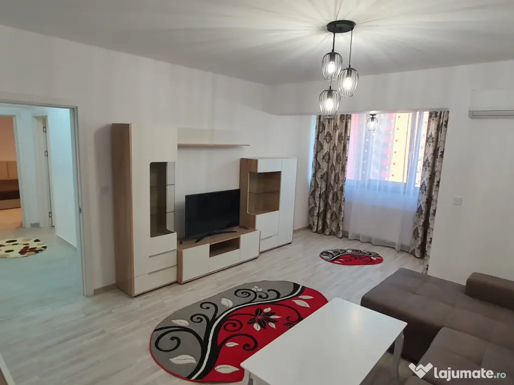 Închiriez apartament 3 camere decomandat River's Tower 