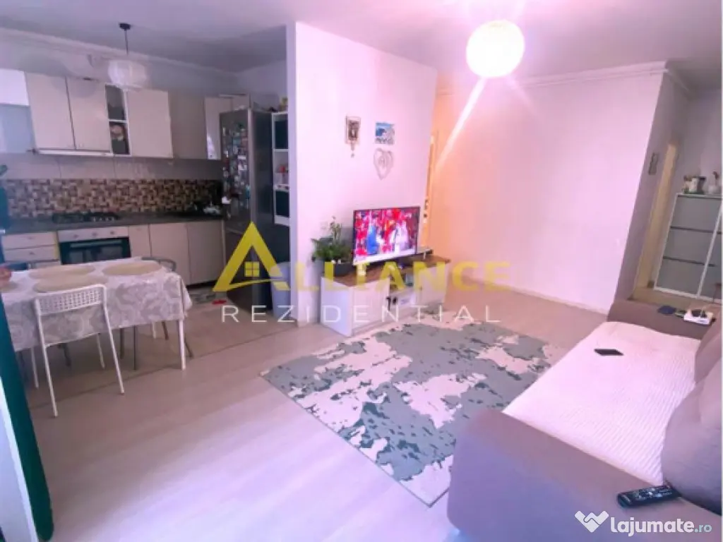 Apartament 3 camere 2 bai parcare Sector 4 