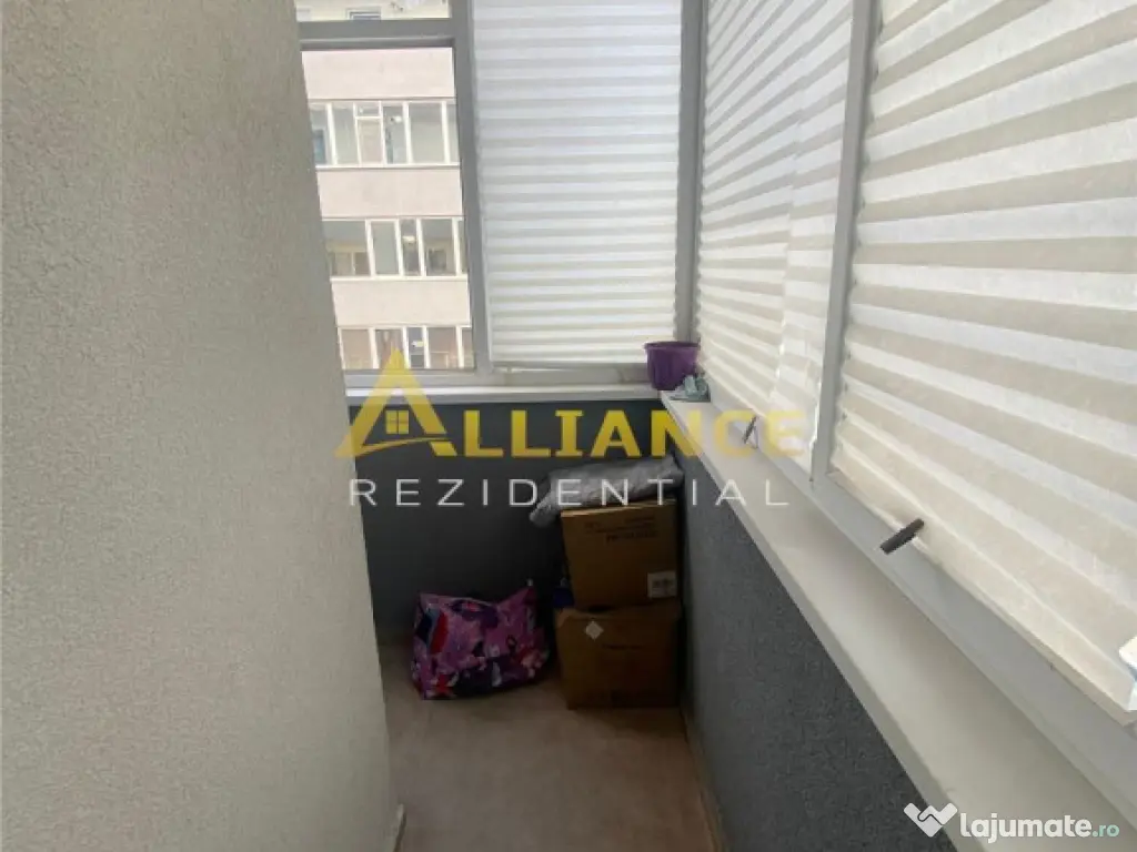 Apartament 3 camere 2 bai parcare Sector 4 