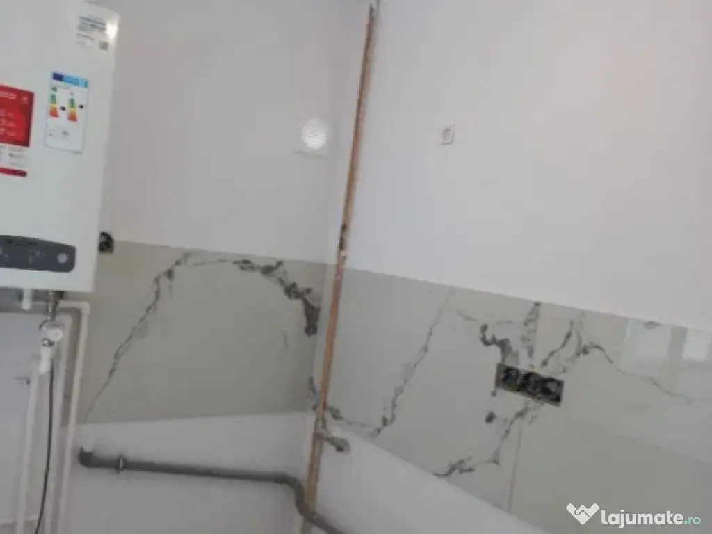 Garsoniera semidecomandata - zona Astra