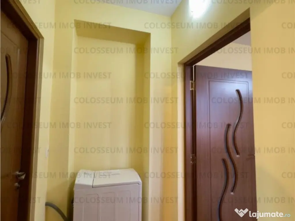 COLOSSEUM: Apartament 2 Camere caramida Piata Astra 