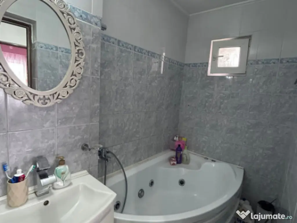 Apartament 3 camere Vidin, confort 1 decomndat, suprafata 72