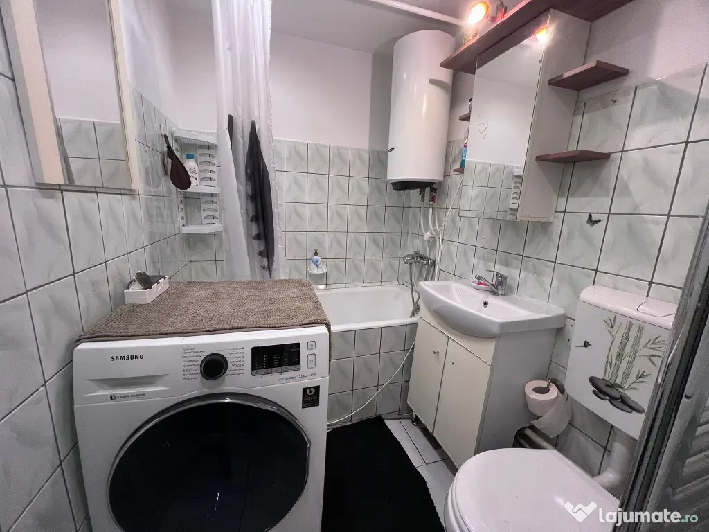 Garsoniera etaj 1, zona Dacia 