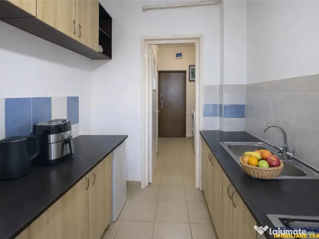 Panorama spectaculoasa:apartament 2 camere garaj,Aleea Carpa 