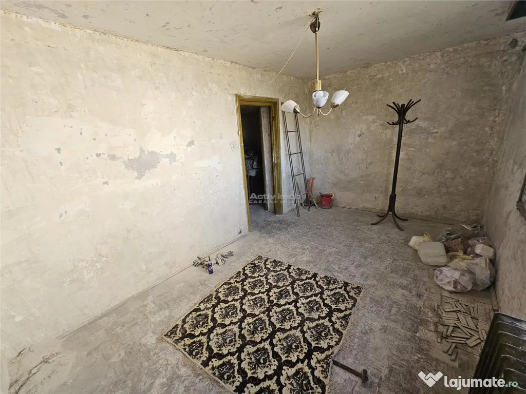 Resita, 2 Cam. Cf. 1, Micro 1 