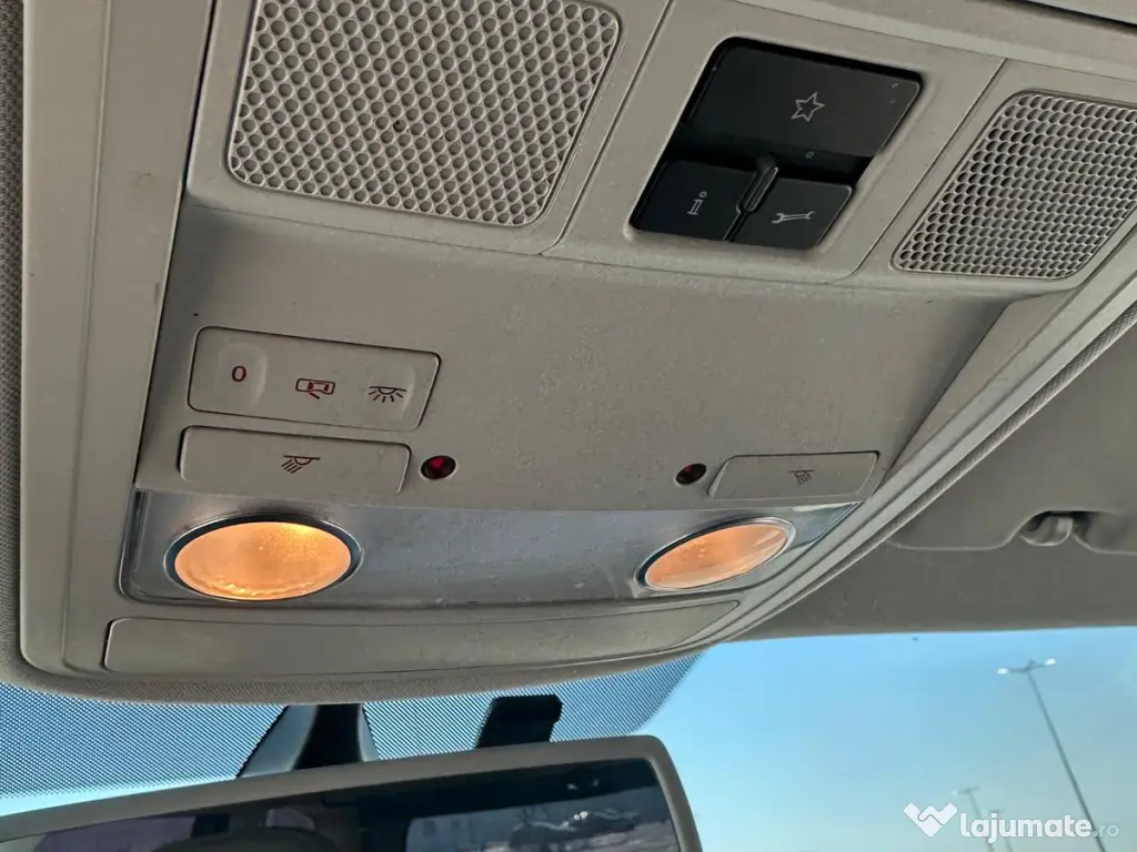 Volkswagen Sharan 2015 | 2.0 TDI 180 CP 