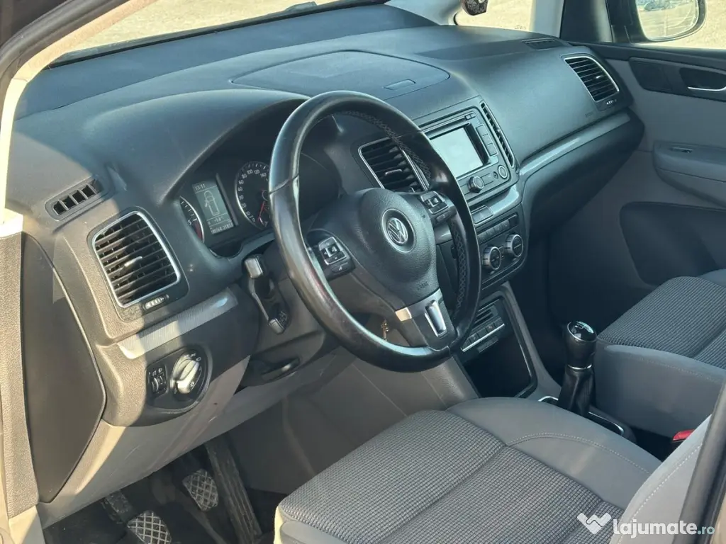 Volkswagen Sharan 2015 | 2.0 TDI 180 CP 