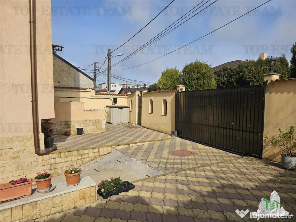 Casa 7 camere, foarte frumoasa si spatioasa - zona Km 4- 5 