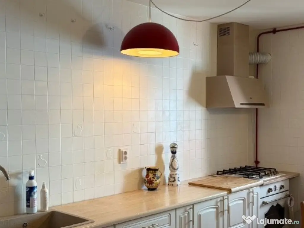 Apartament Cu 3 Camere Decomandate Etaj 1 - Zona Obcini 