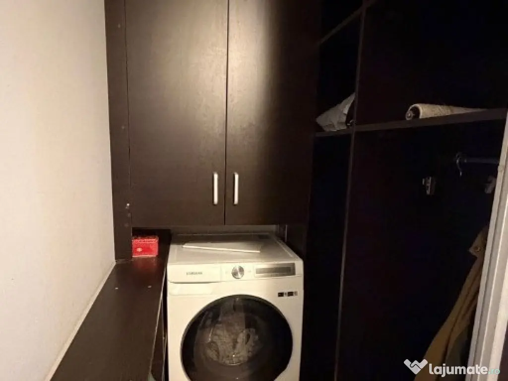 Apartament Cu 3 Camere Decomandate Etaj 1 - Zona Obcini 