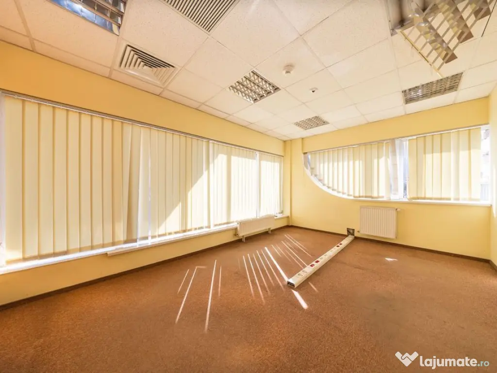 Clădire comercială de închiriat | Centrul Civic, Braș...