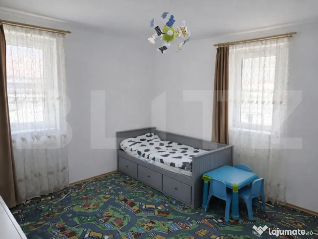 Apartament 3 camere, 51 mp, la cheie, parcare, Baciu 