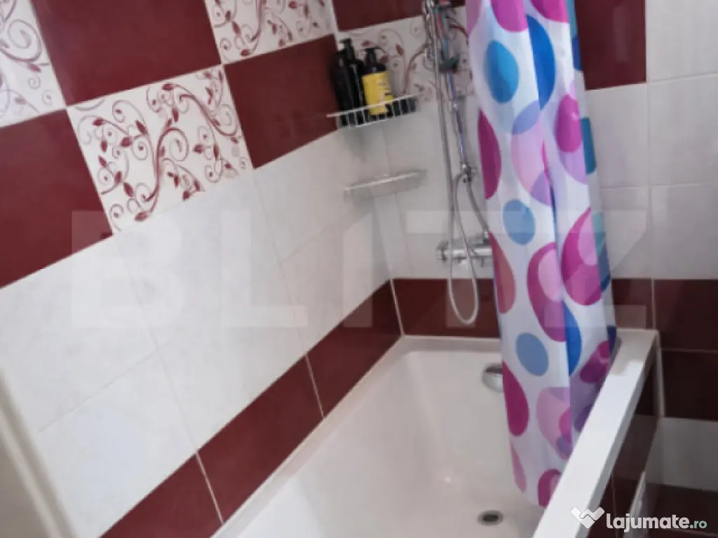 Apartament 3 camere, 51 mp, la cheie, parcare, Baciu 