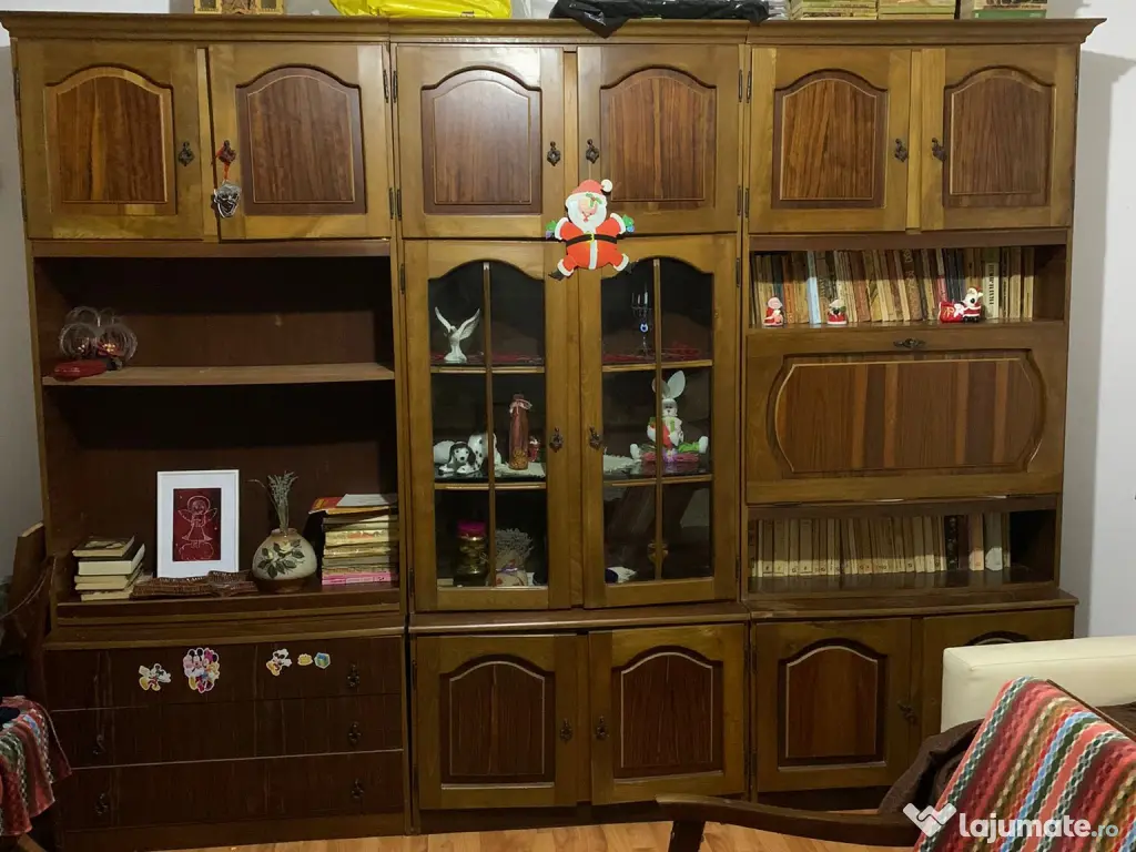 Mobila diversa dormitor si sufragerie