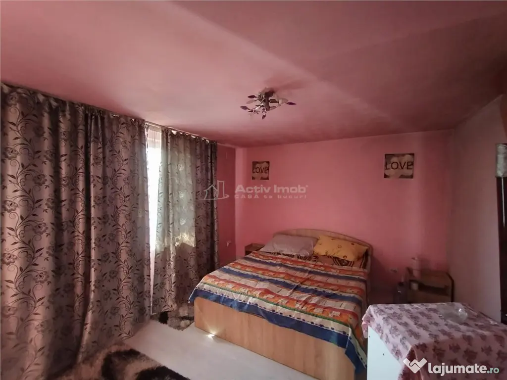 Caransebes, Casa cu Teren de 585 Mp, Zona Sesu Rosu 