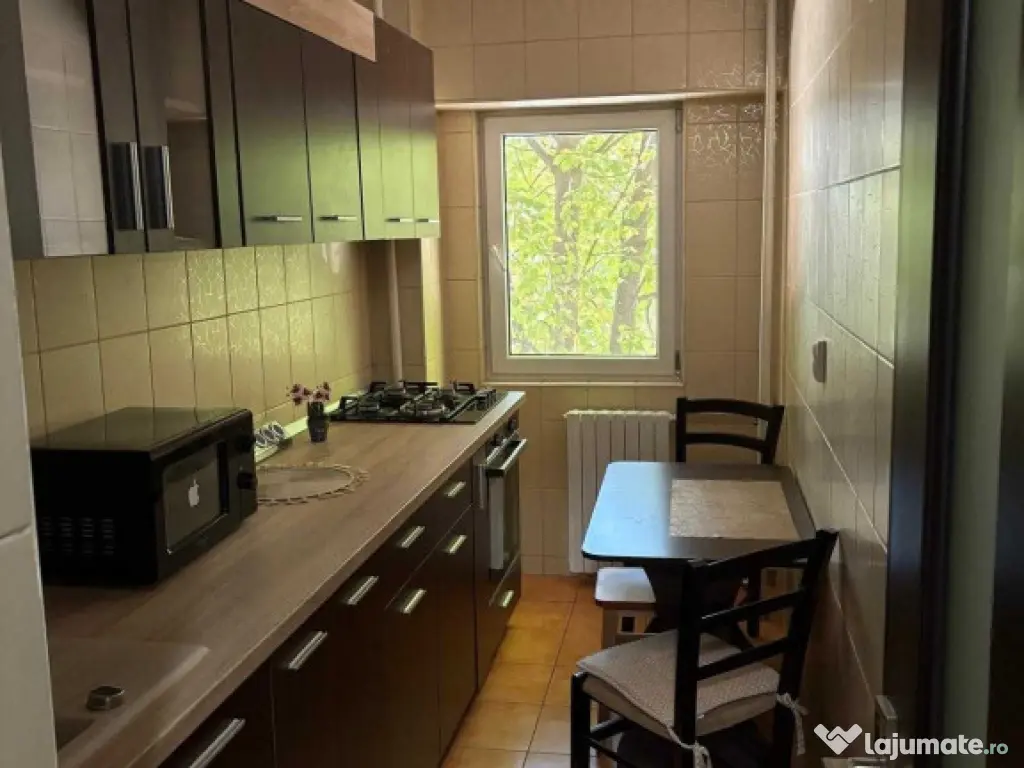 Aparatorii patriei tomesti etaj 6 