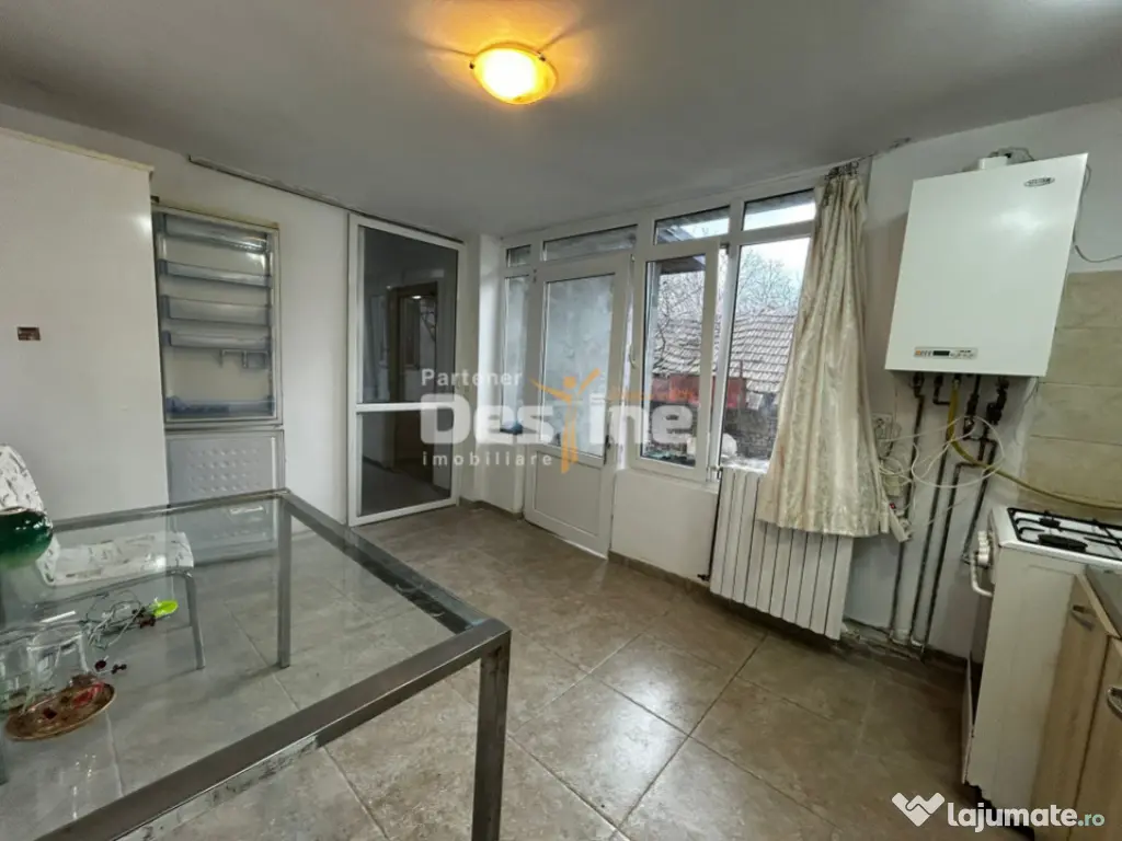 Apartament Copou 1CD la casa parter - intrare separata 