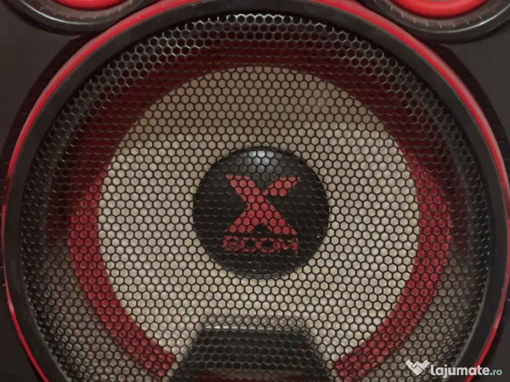 Vând boxe Xboom 5000w 