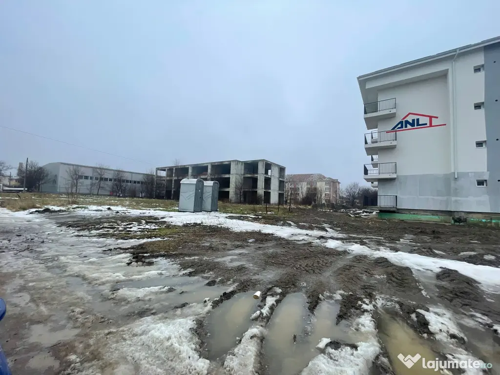 Vanzare teren intravilan 760mp