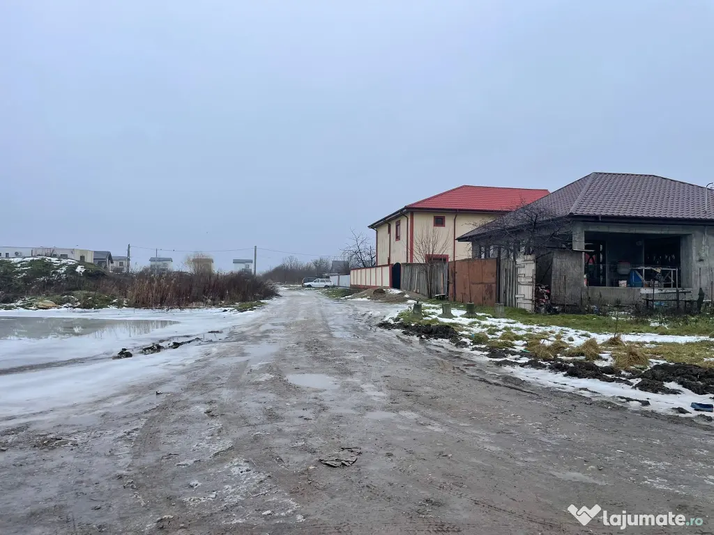 Vanzare teren intravilan 760mp