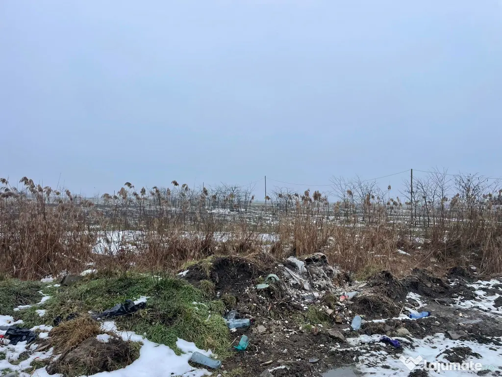 Vanzare teren intravilan 760mp