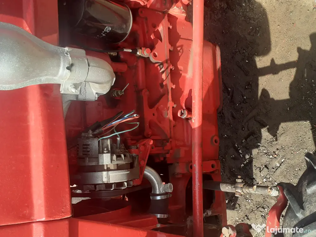 Tractor de vânzare u445 viticol 