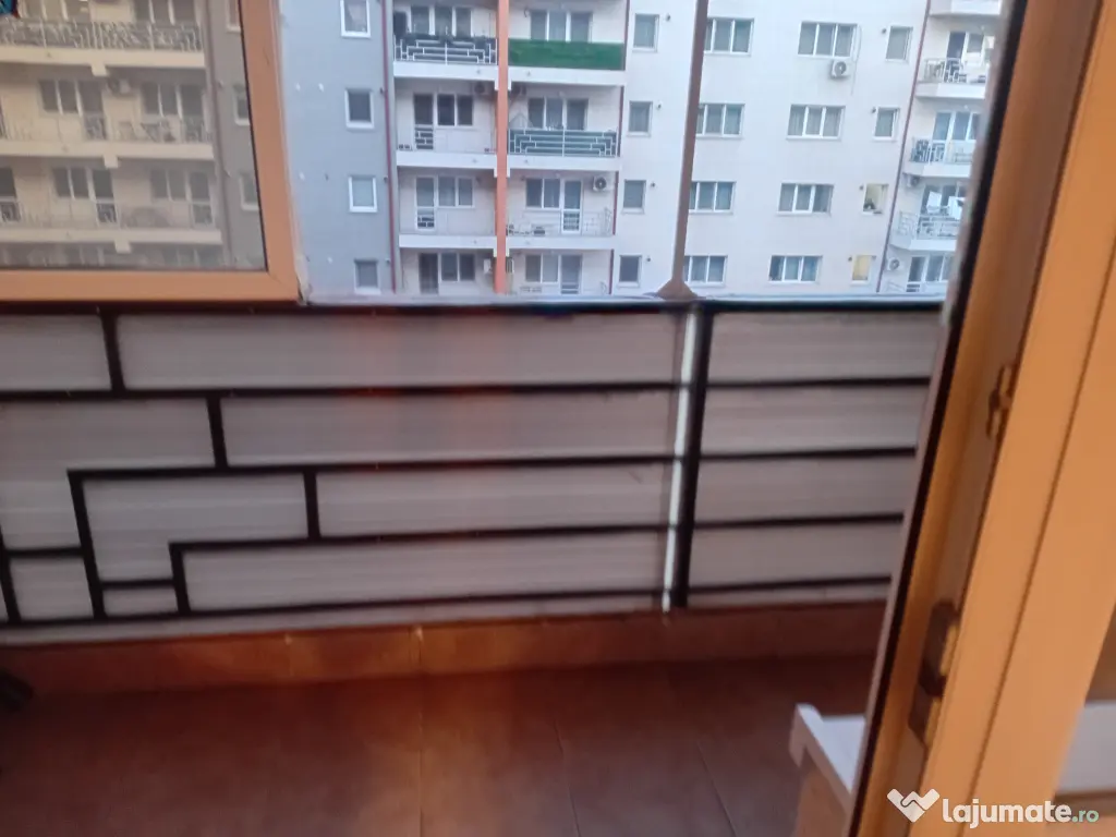 Închiriez Garsoniera Complex Confort City 