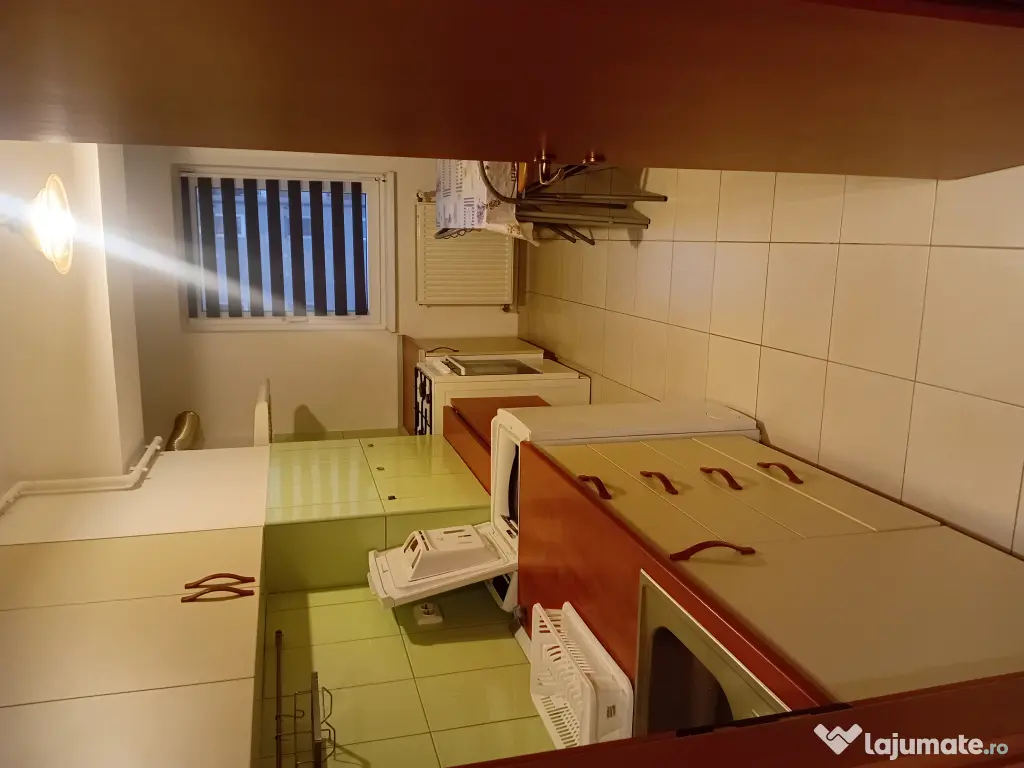 Închiriez Garsoniera Complex Confort City 