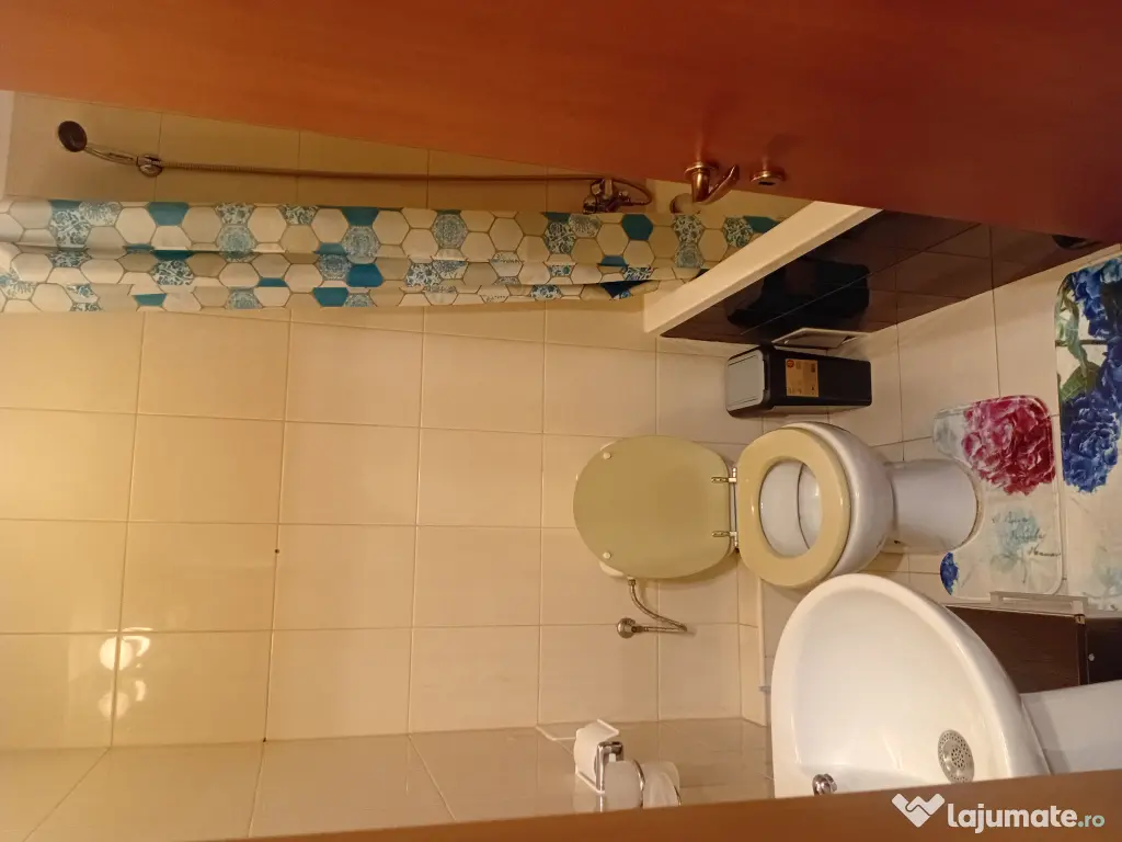 Închiriez Garsoniera Complex Confort City 