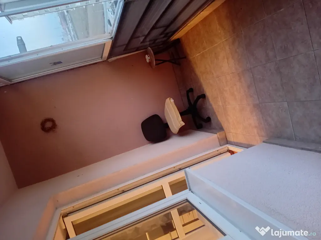 Închiriez Garsoniera Complex Confort City 