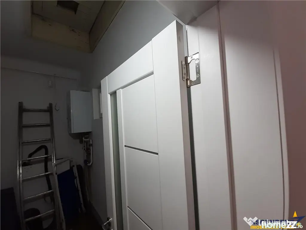 FILM 3D!Proprietate duala distinctiva: showroom,birouri,locu 