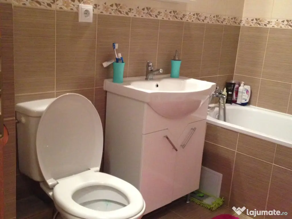 Inchiriez garsoniera in cartierul Turnisor-Alma