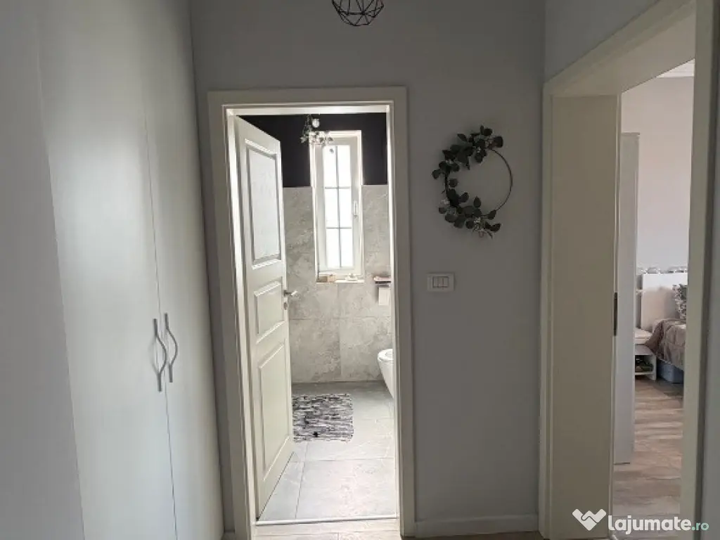 Apartament de vanzare 3 camere periferie