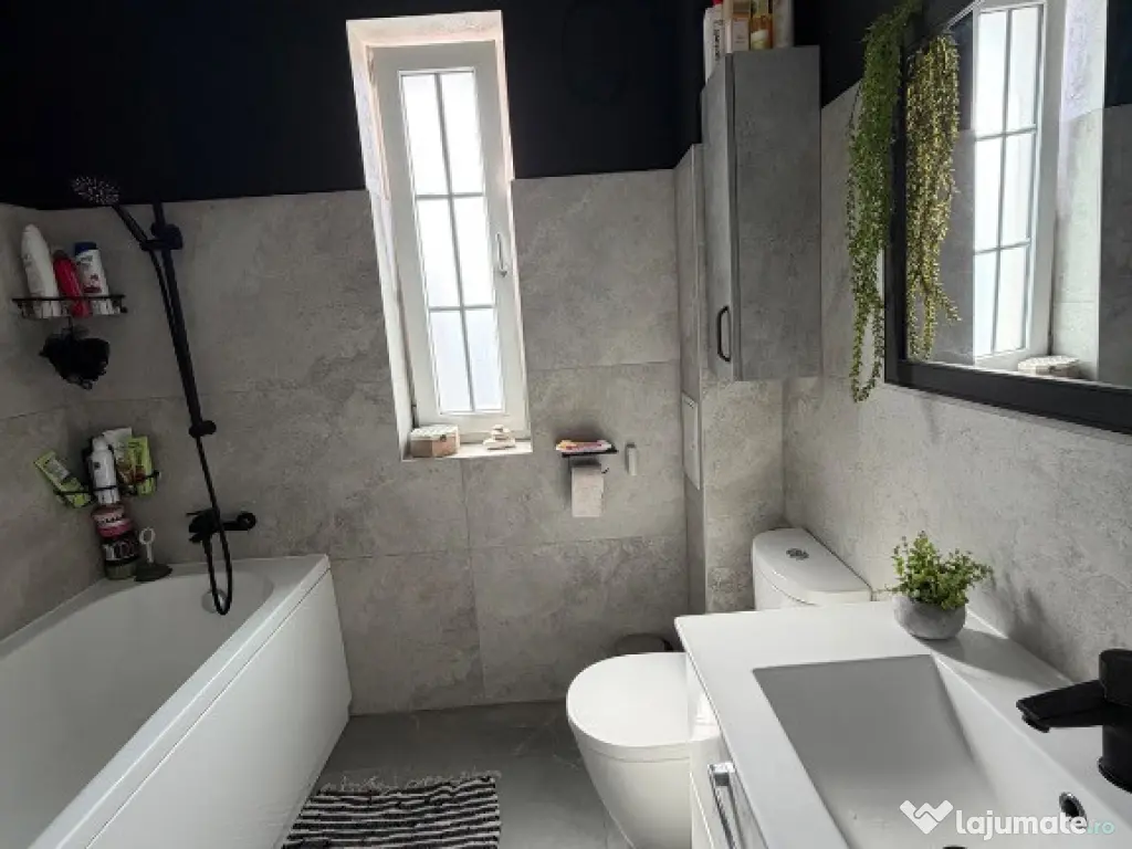 Apartament de vanzare 3 camere periferie