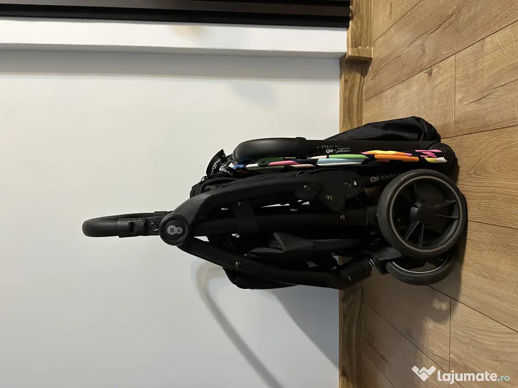 Carucior de vara Kinderkraft Apino, Happy Shapes 