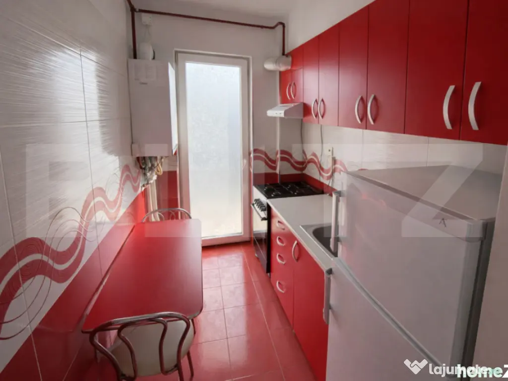 Apartament 3 camere, 55 mp, et intermediar, Parcare, Baciu, 