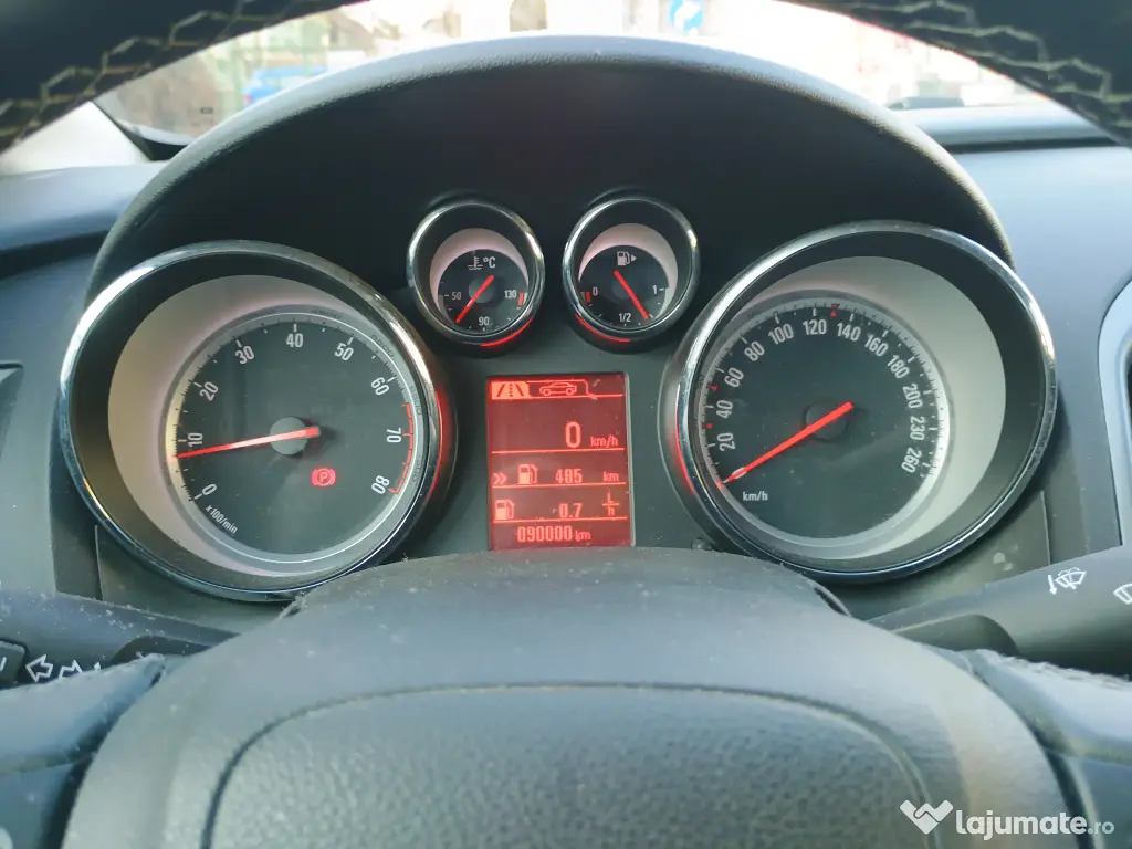 Opel Astra 1.4 ECOTEC Turbo Enjoy Custom Impecabila