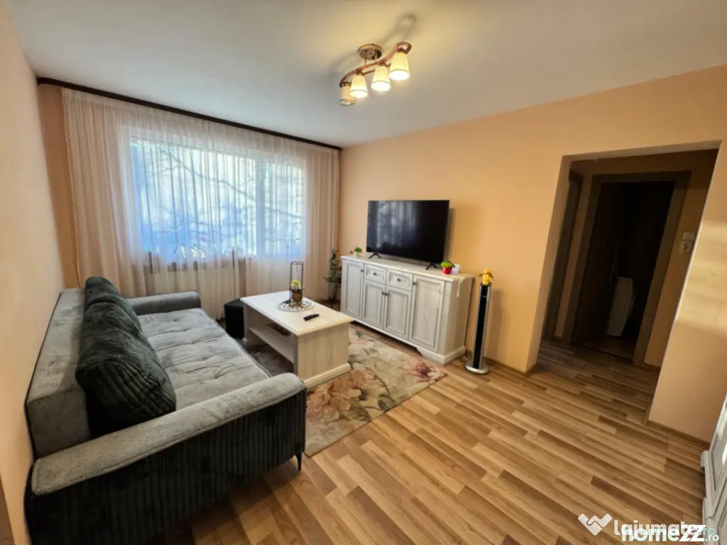 Apartament 3 camere, 54 mp utili, balcon 6 mp – zonă Sasa 
