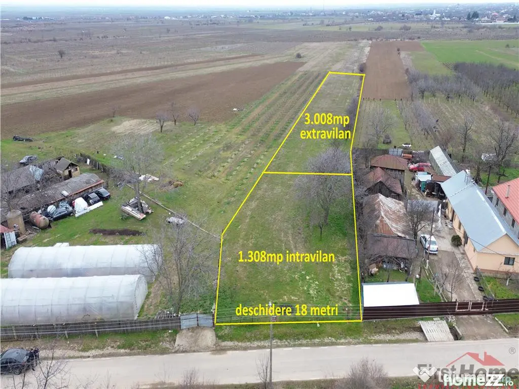 Teren intravilan 1.308mp 3.008mp extravilan in Urechesti d 