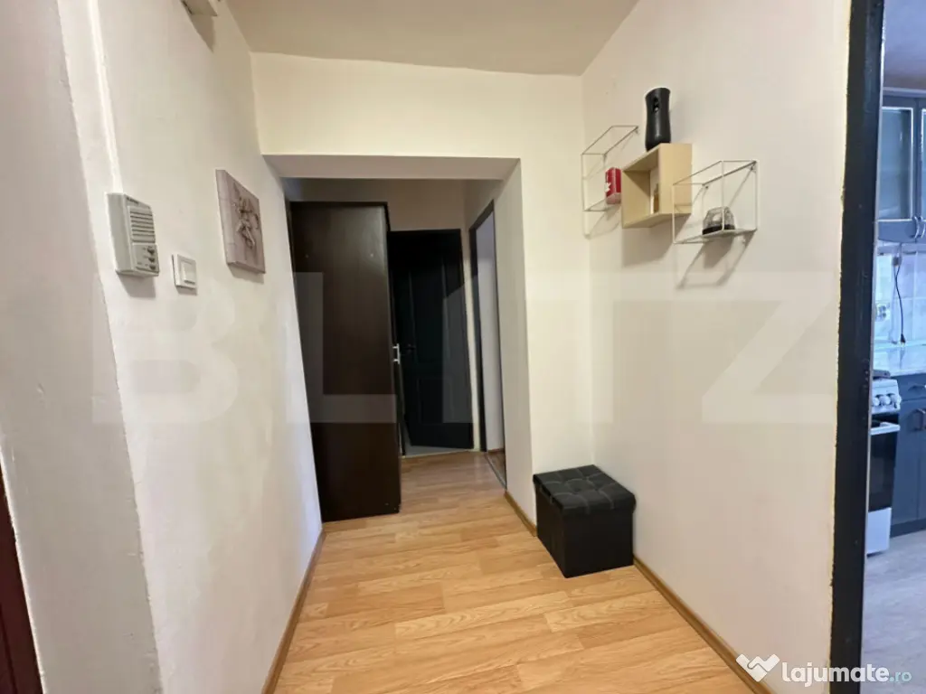 Apartament cu 2 camere, 60 mp, zonă Spital–Lido, parcare