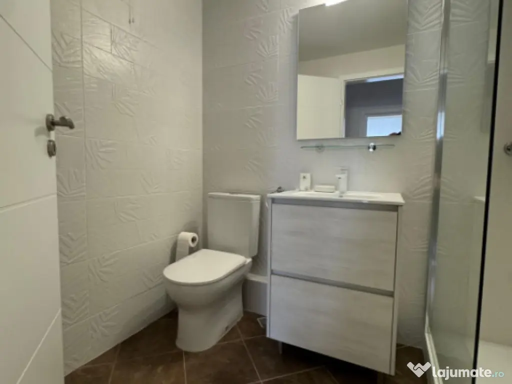 Banu Manta | 2 camere | et 8 | 54mp | renovat complet | 575 