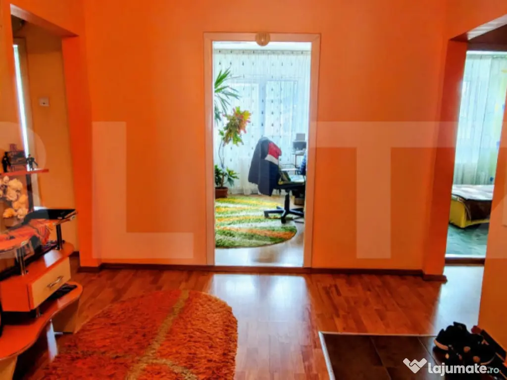 Apartament Decomandat 4 Camere – Mobilat, Utilat, Parcare 